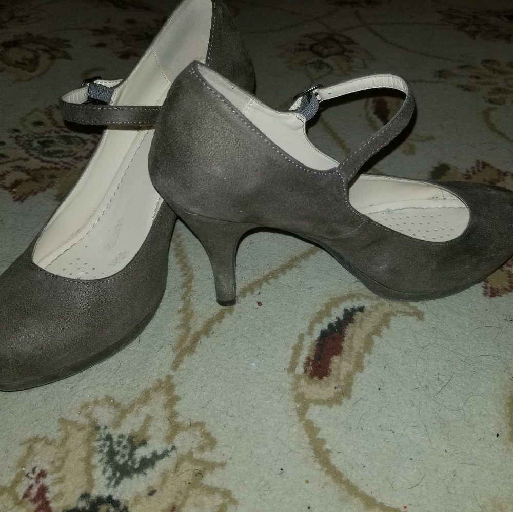 Brown suede pumps